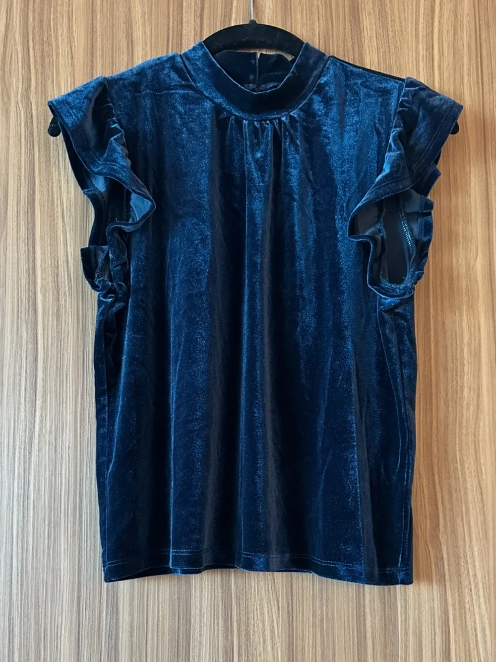 Olive & Oak Velour Ruffle Flutter Sleeve Mock Neck Blouse Top Blue Size M